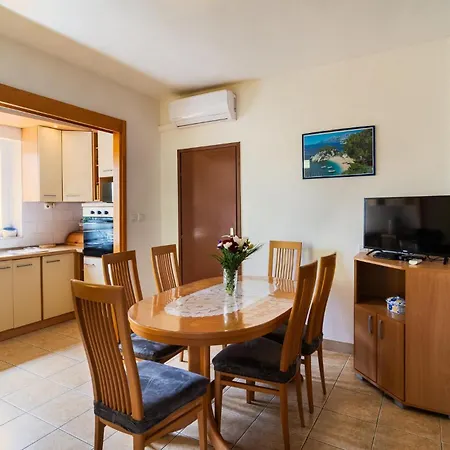 Apartment Cozy In - Postira With Kitchen